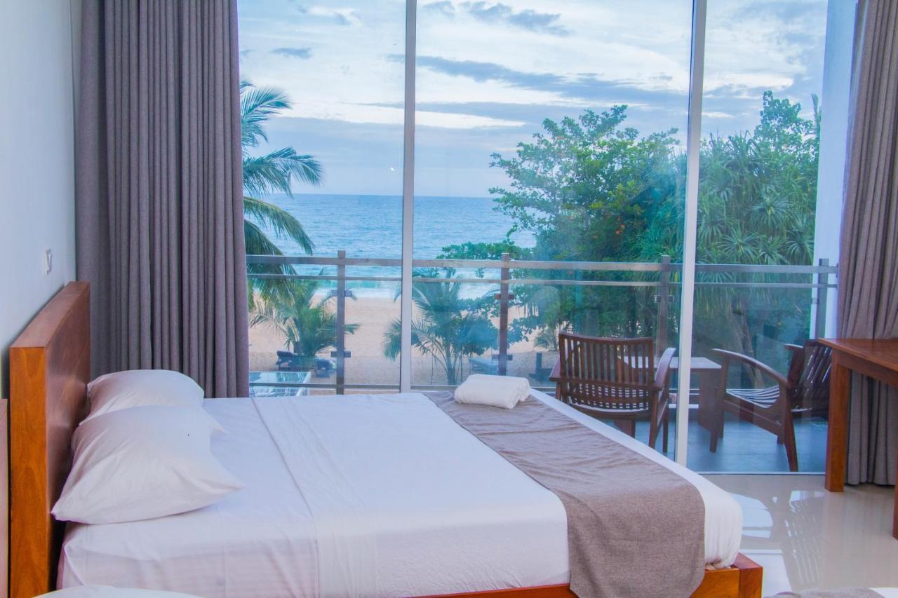 טנגלה Marakolliya Beach Resort מראה חיצוני תמונה