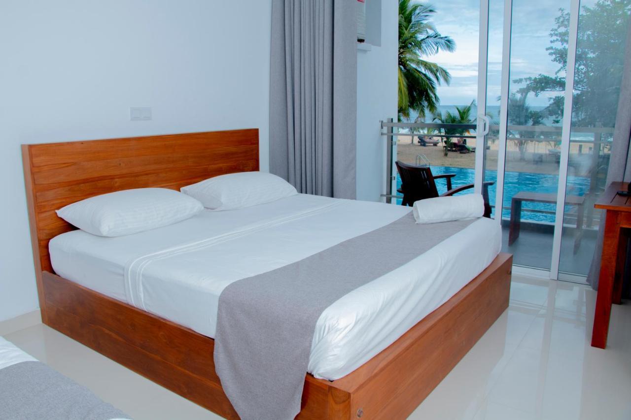 טנגלה Marakolliya Beach Resort מראה חיצוני תמונה
